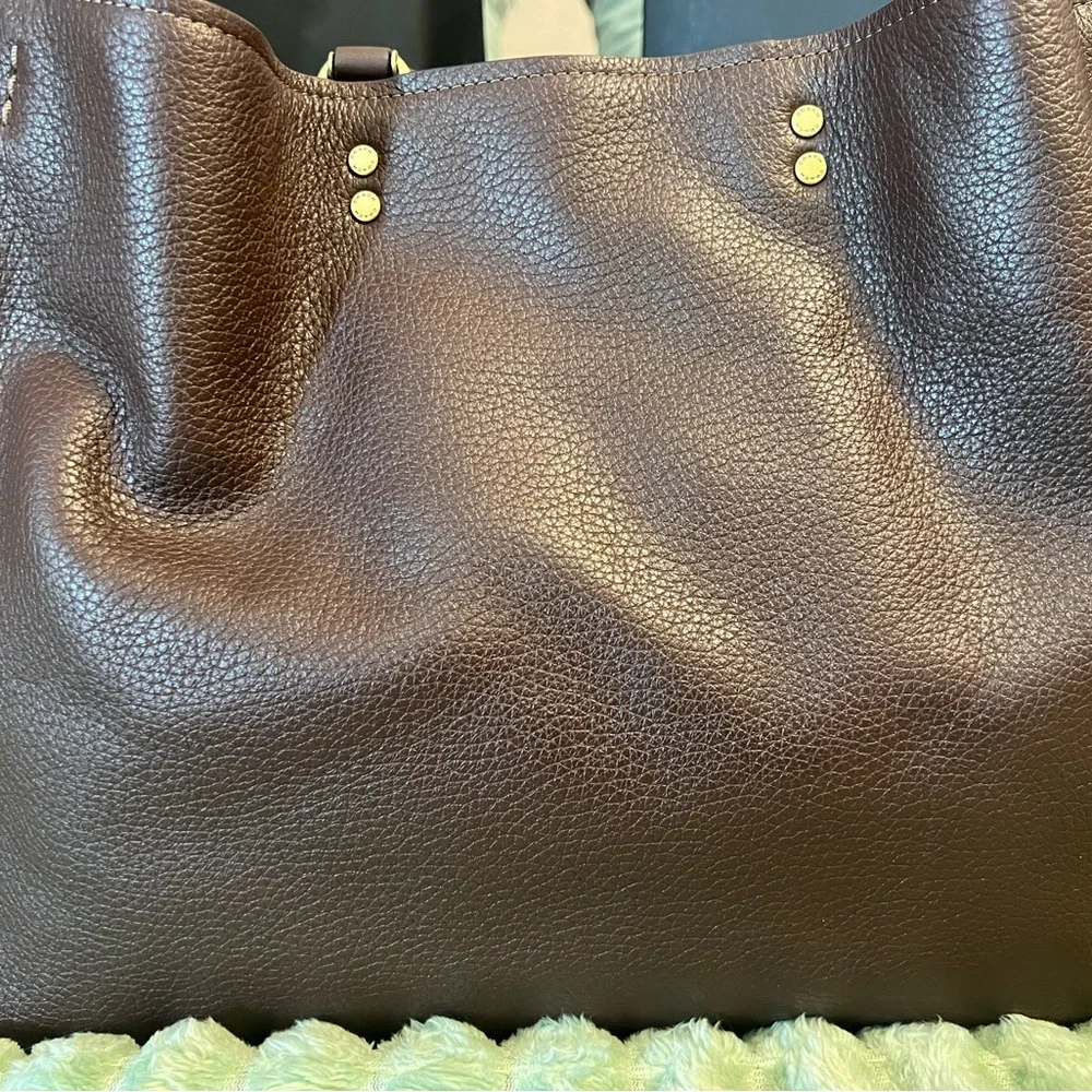 Coach Rogue 39, Maple & Brass - Picture 3 of 15